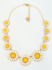 brisk daisy nacklace