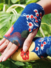 retro style tri-color wool gloves