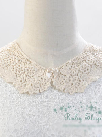retro girl crocheted collar
