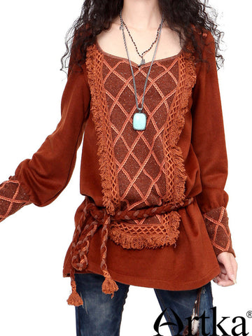 turn around tassel folk top