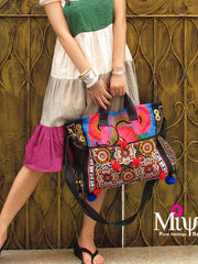 summer blooming embroidered messenger bag